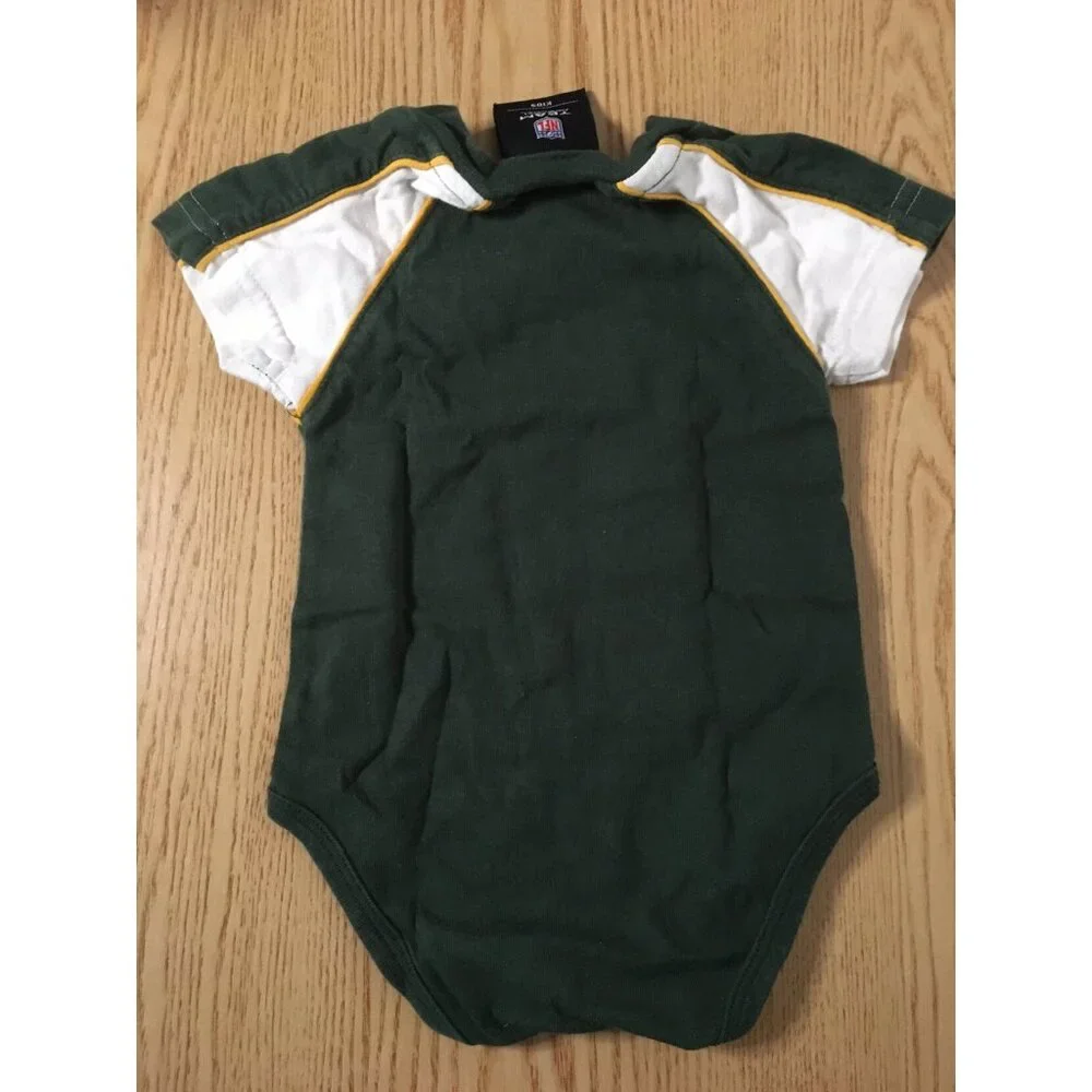 Baby Boys NFL Packers Onesie Size 0-3 Months
